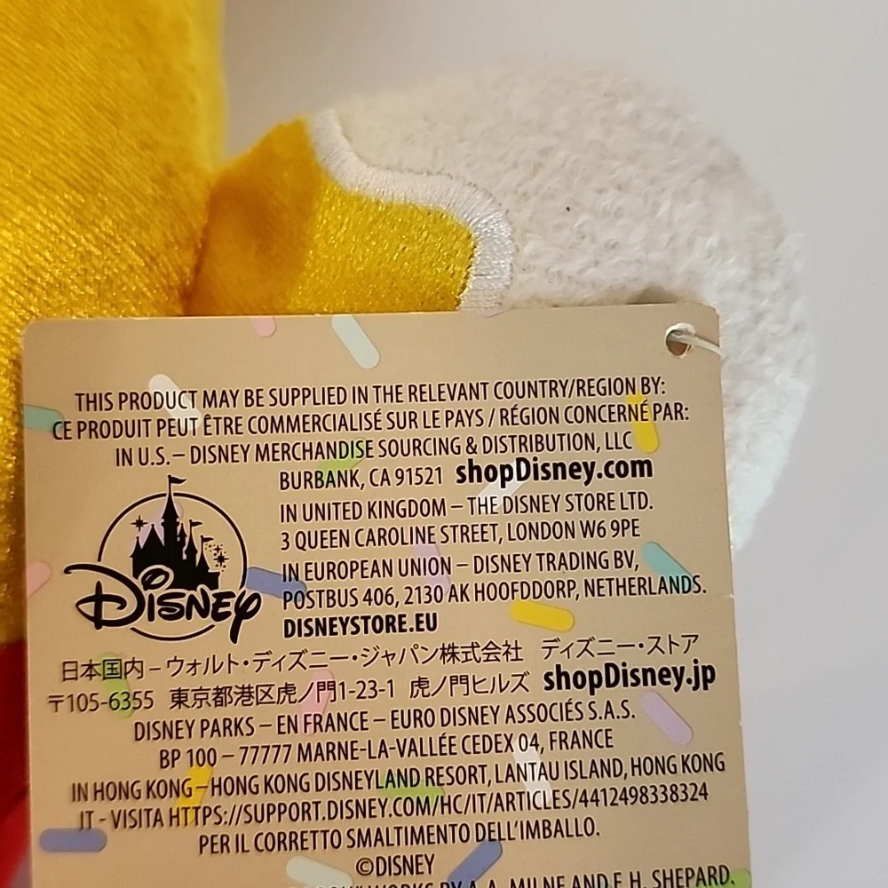 Disney Winnie the Pooh Honey Cake Munchlings Scented Plush Baked Treats 18